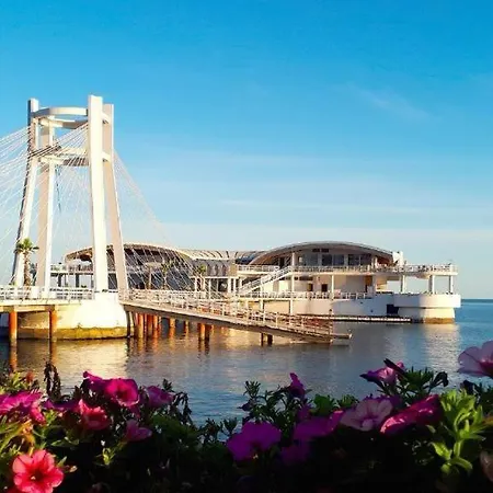 Piazza Place Dıraç