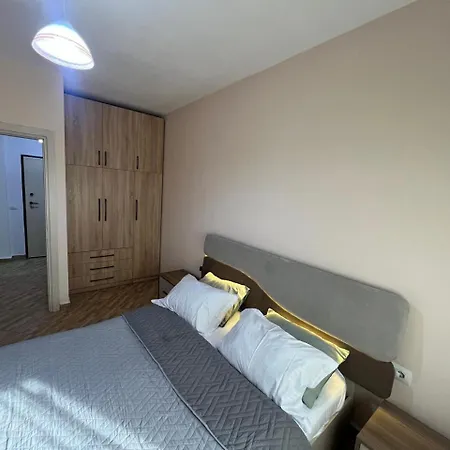 Piazza Place Apartment