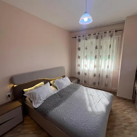 Piazza Place Apartment Durres