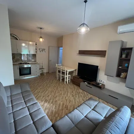 Piazza Place Apartment *